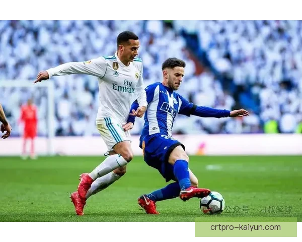 西甲梦一队持续吸引关注，各类球员表现稳健引发热议